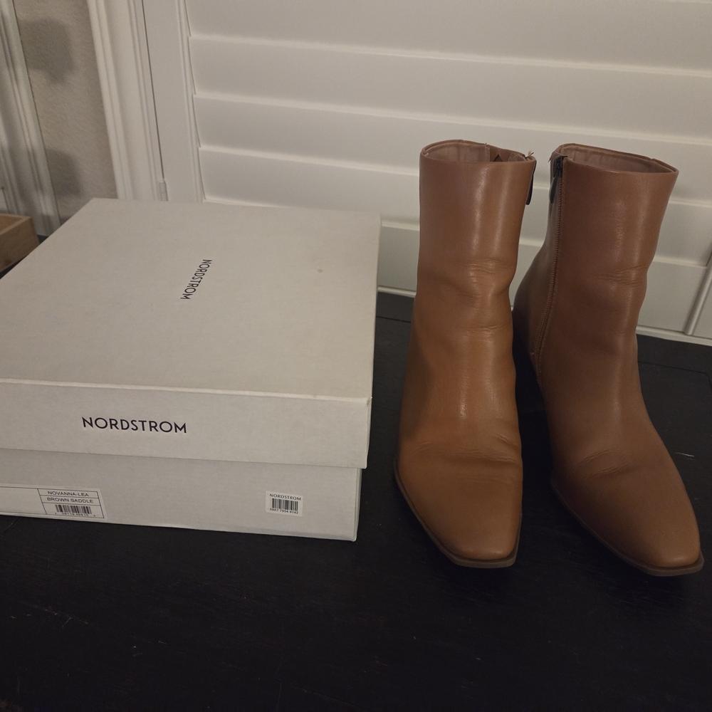 Nordstrom Women's Tan Leather Boots